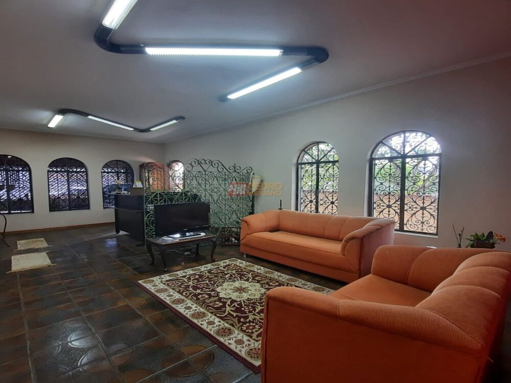 Sobrado, 5 quartos, 226 m² - Foto 1