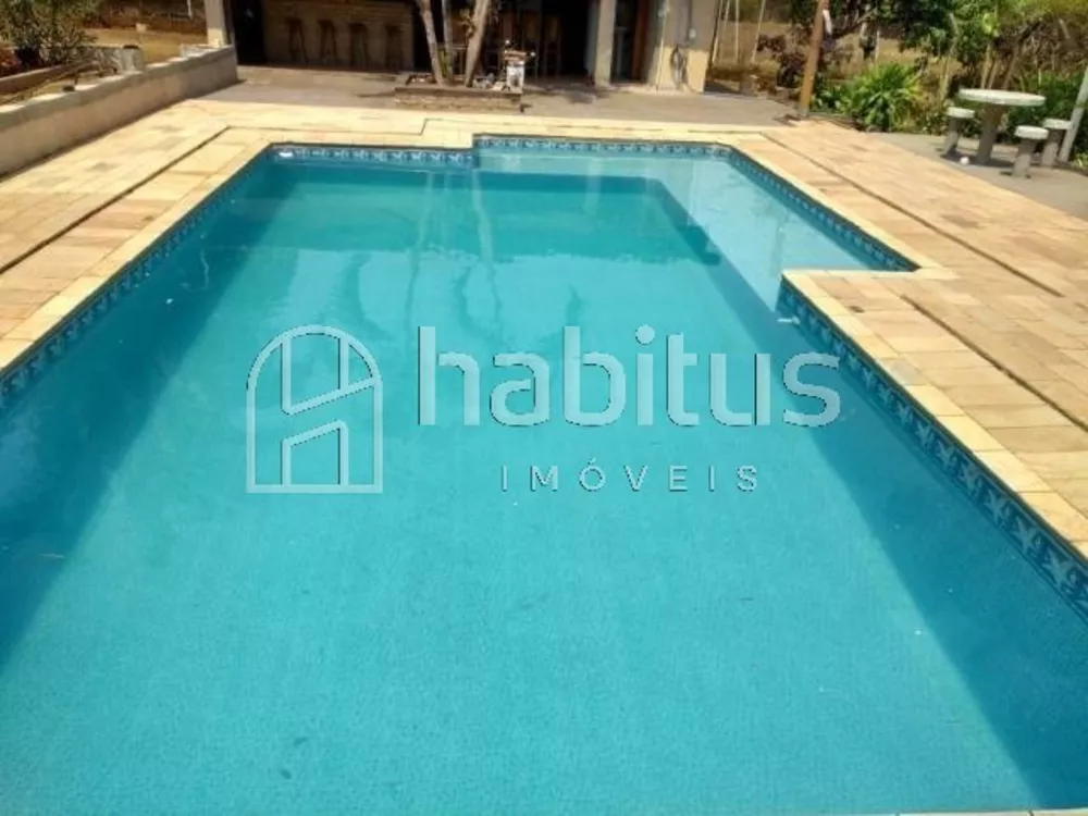 Chácara, 3 quartos, 2543 m² - Foto 1