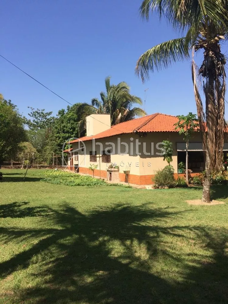 Chácara, 3 quartos, 2543 m² - Foto 2