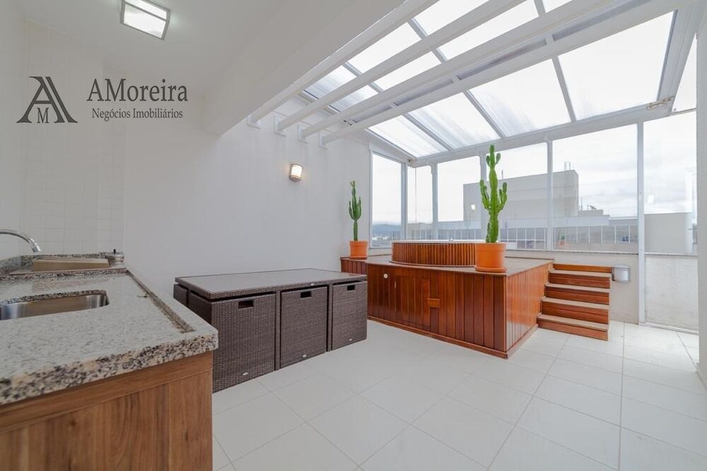Apartamento, 3 quartos, 162 m² - Foto 1