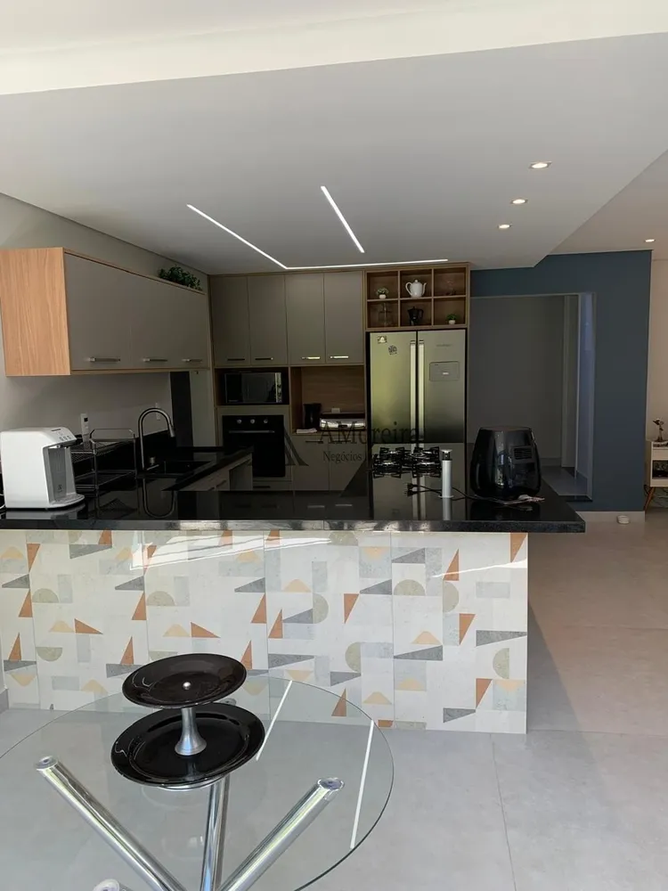 Casa, 4 quartos, 348 m² - Foto 9