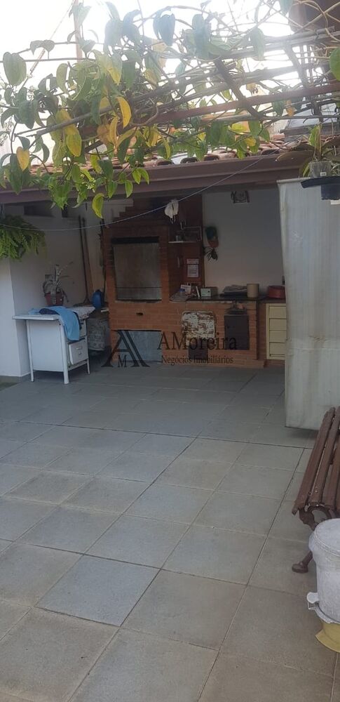 Casa, 3 quartos, 285 m² - Foto 1