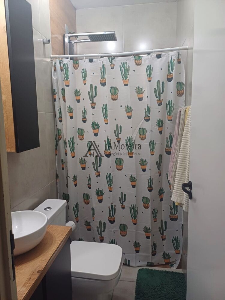 Casa à venda com 2 quartos, 125m² - Foto 1