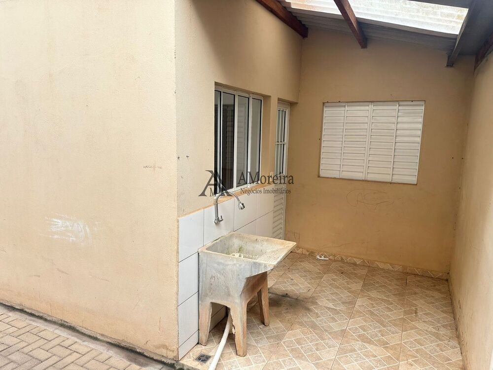 Casa à venda com 2 quartos, 42m² - Foto 2