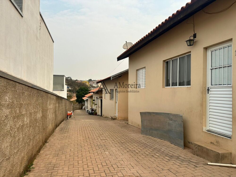 Casa à venda com 2 quartos, 42m² - Foto 1