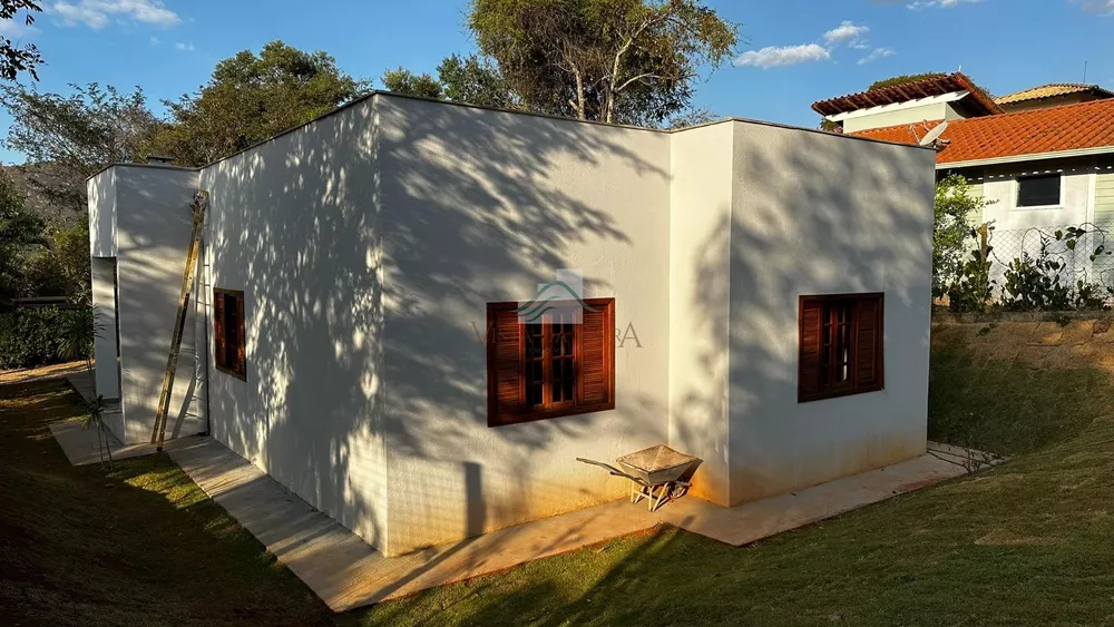 Casa de Condomínio à venda com 3 quartos, 600m² - Foto 3