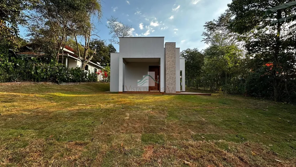 Casa de Condomínio à venda com 3 quartos, 600m² - Foto 1