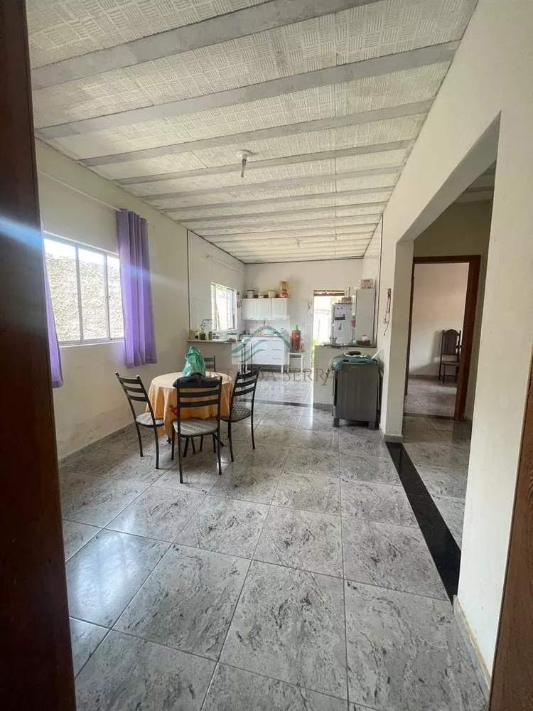 Casa à venda com 3 quartos, 130m² - Foto 3