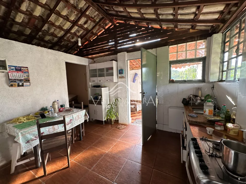 Casa à venda com 3 quartos, 1000m² - Foto 4