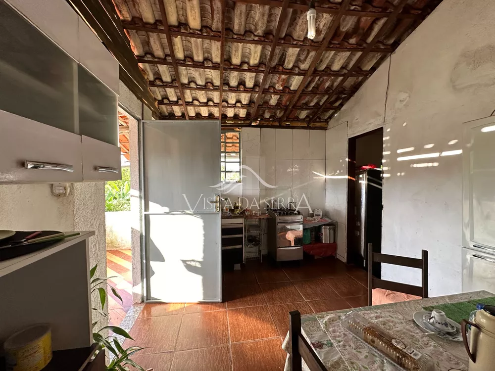 Casa à venda com 3 quartos, 1000m² - Foto 3