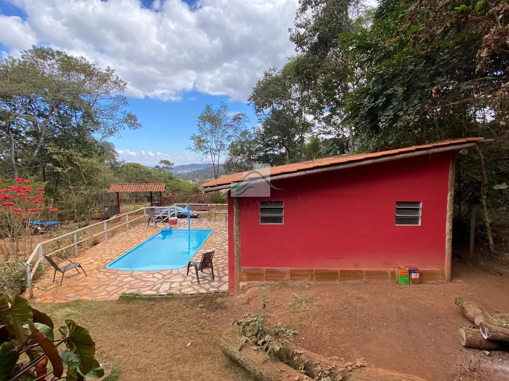 Fazenda à venda com 3 quartos, 300m² - Foto 4