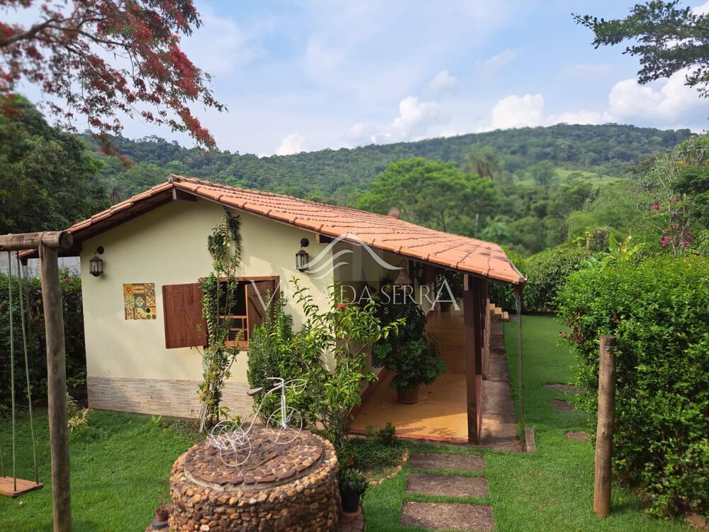 Sítio, 2 quartos, 2300 m² - Foto 1