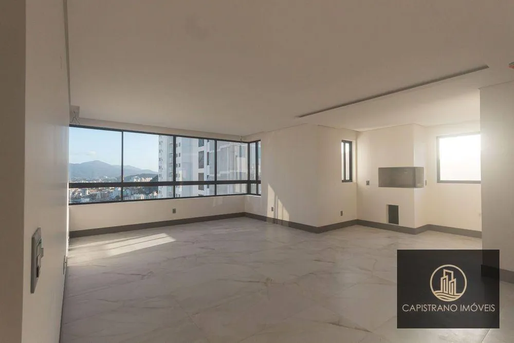 Apartamento, 3 quartos, 130 m² - Foto 1