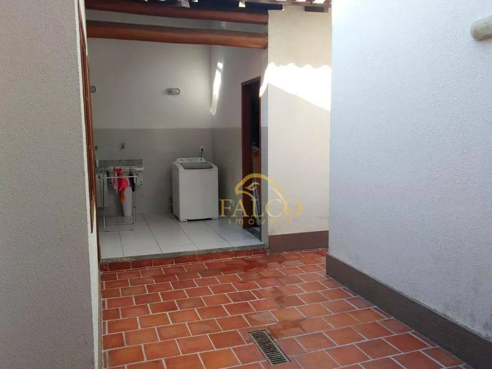 Casa, 4 quartos, 290 m² - Foto 12