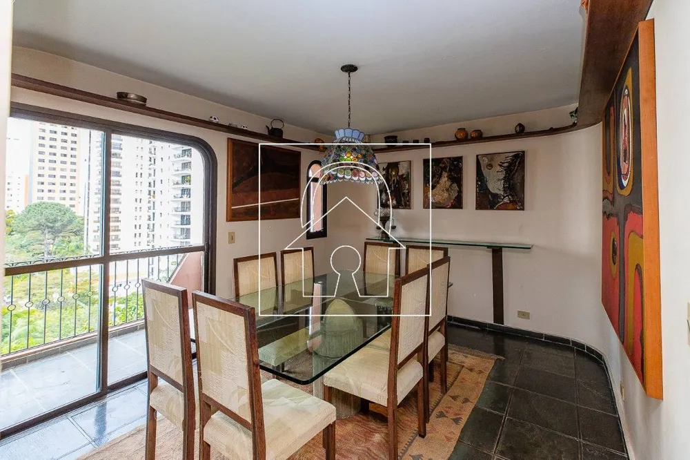 Apartamento, 3 quartos, 210 m² - Foto 2