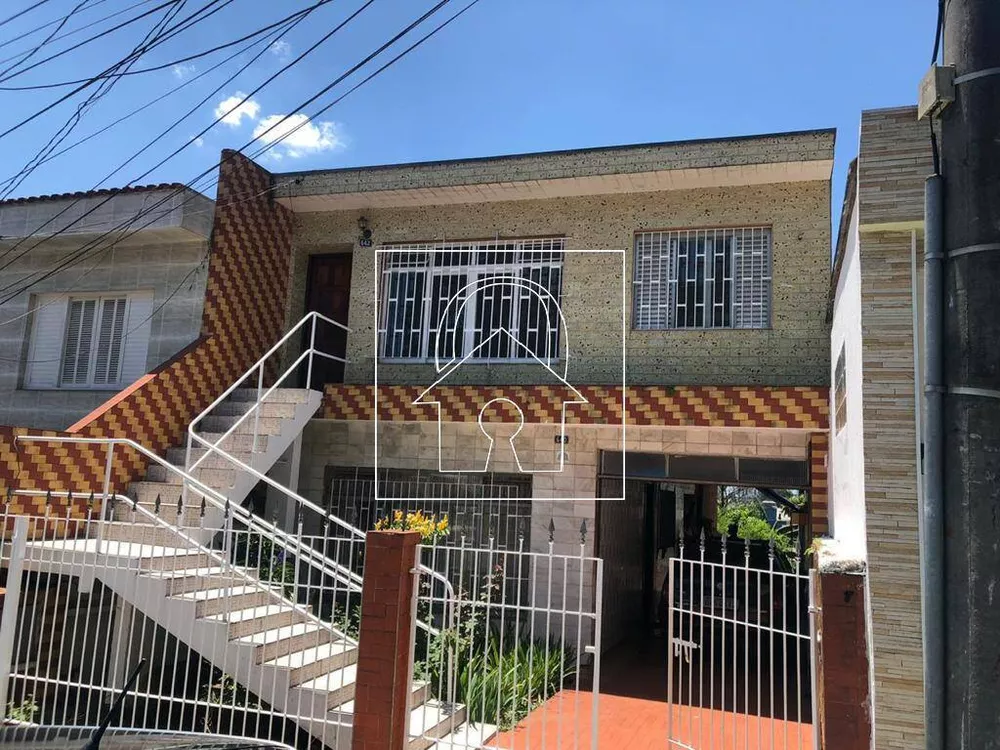 Casa à venda com 4 quartos, 230m² - Foto 1