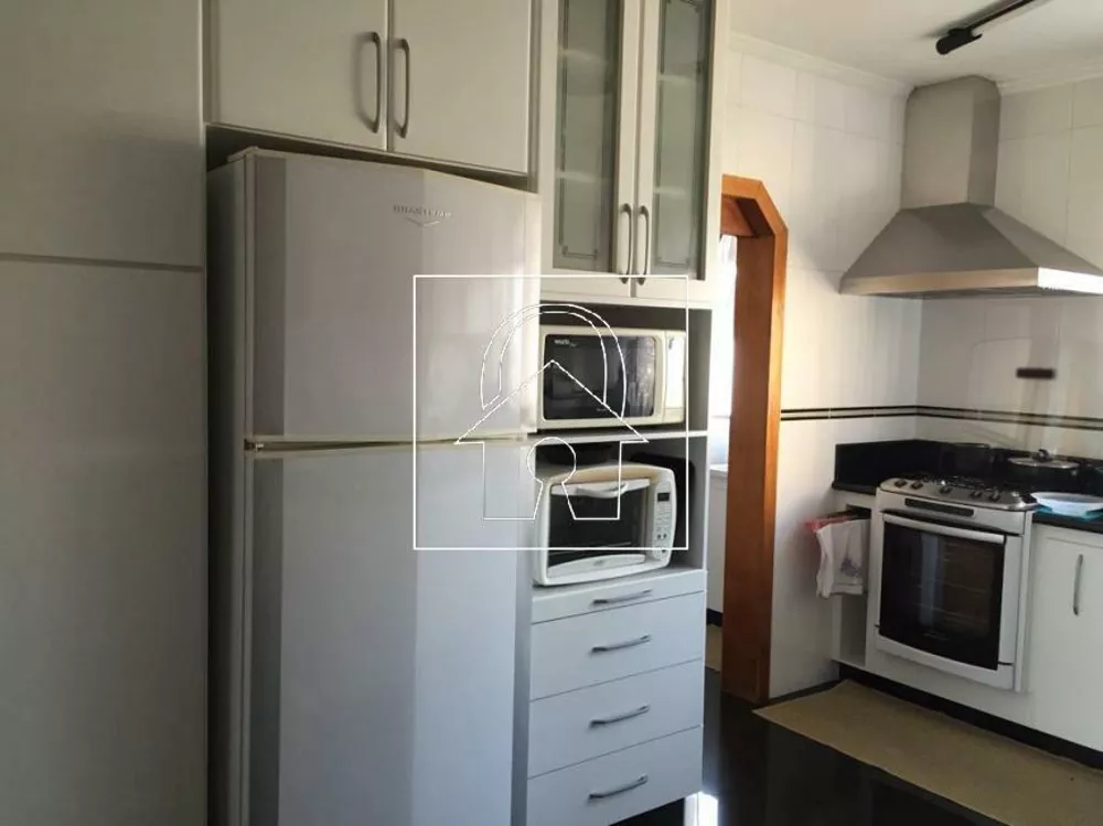 Apartamento à venda com 3 quartos, 136m² - Foto 2