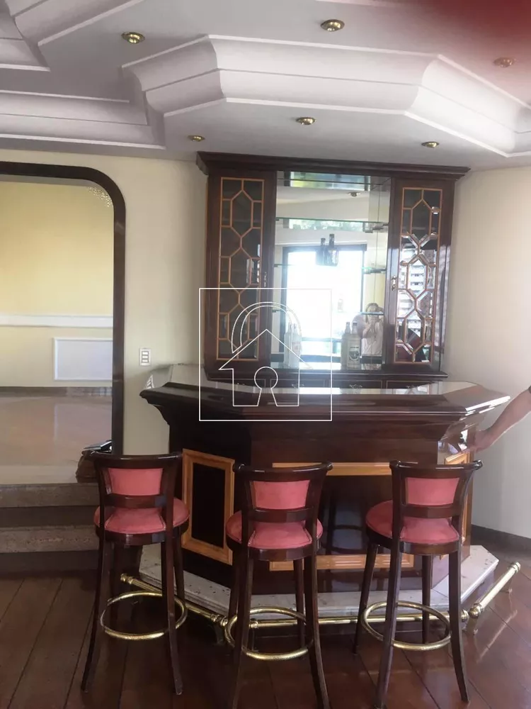 Apartamento, 3 quartos, 262 m² - Foto 2