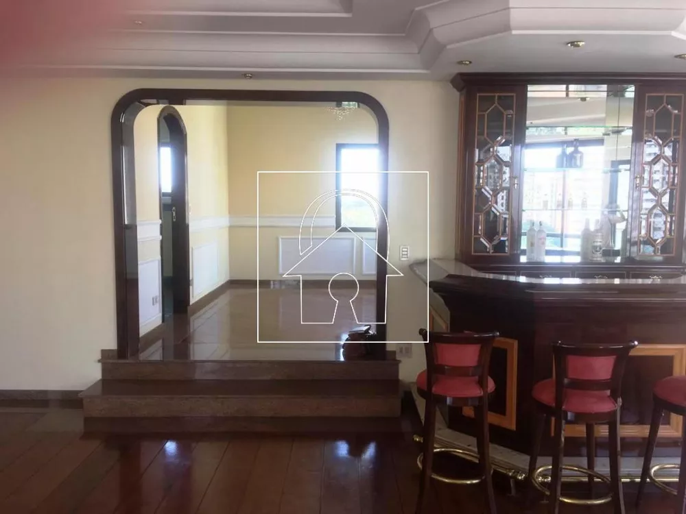 Apartamento, 3 quartos, 262 m² - Foto 1