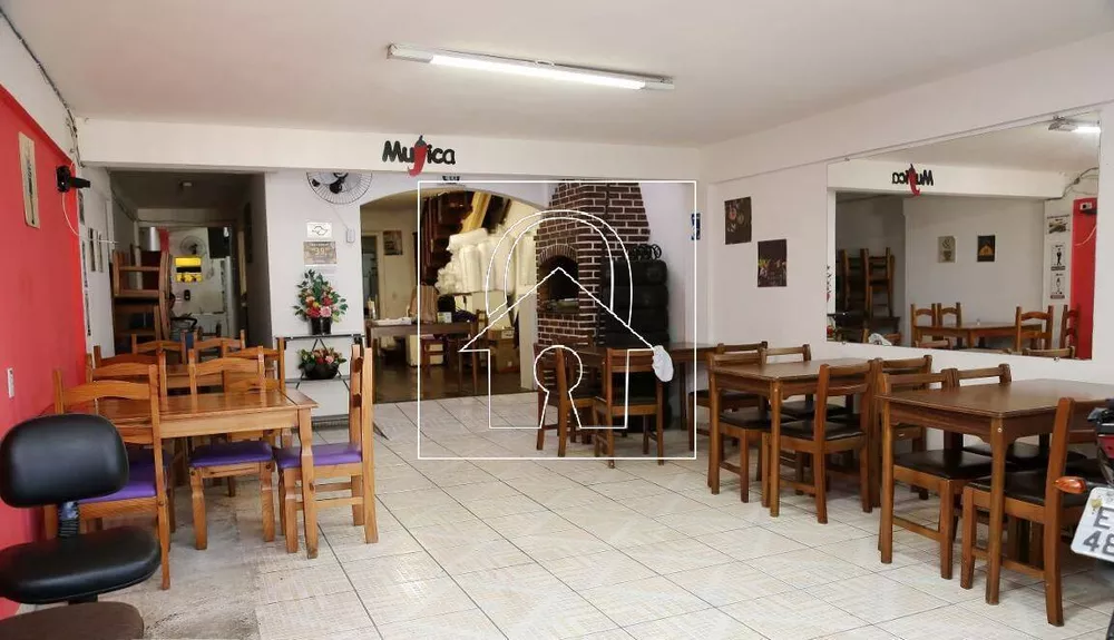 Sobrado à venda com 4 quartos, 240m² - Foto 3