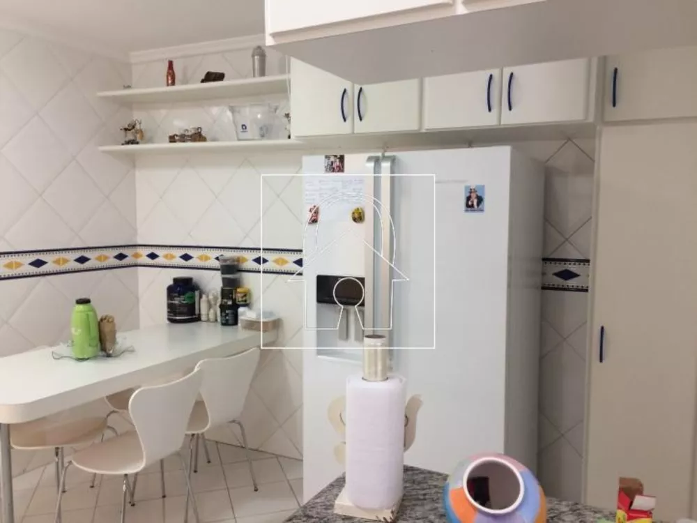 Casa à venda e aluguel com 3 quartos, 300m² - Foto 5