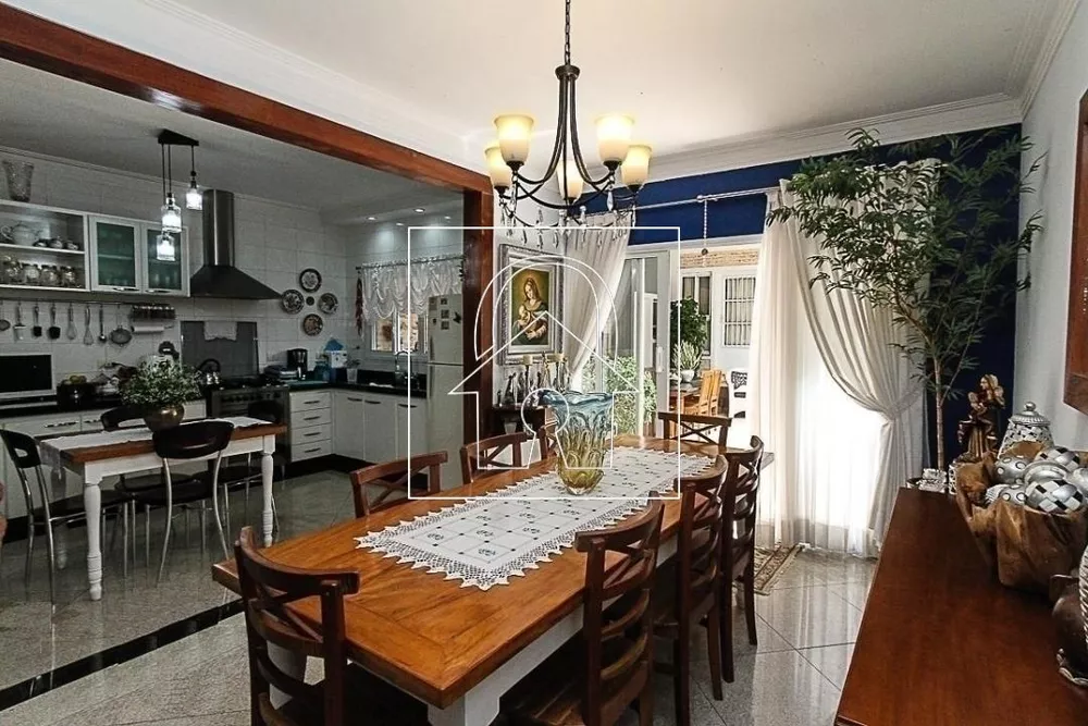 Casa à venda com 3 quartos, 300m² - Foto 5