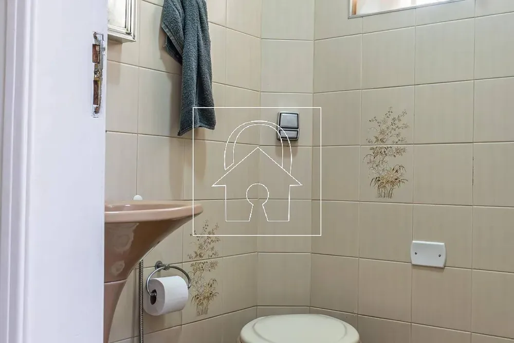 Sobrado, 3 quartos, 303 m² - Foto 1