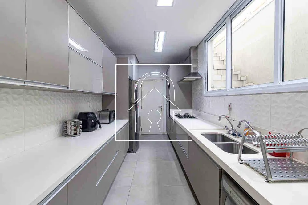 Sobrado, 4 quartos, 350 m² - Foto 1
