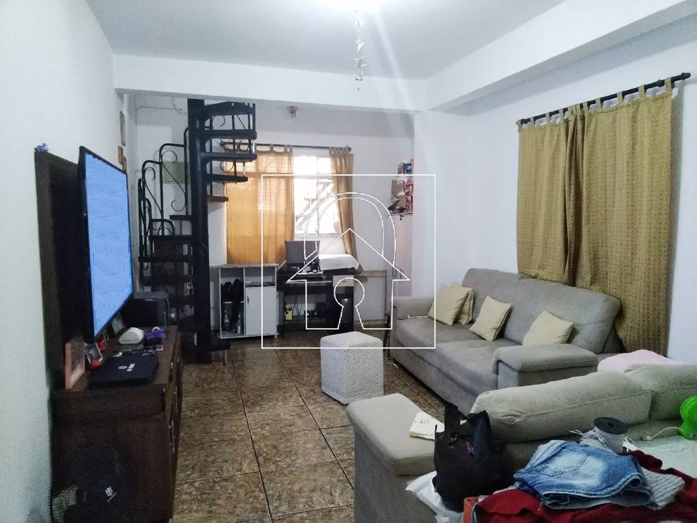 Casa à venda com 2 quartos, 146m² - Foto 1