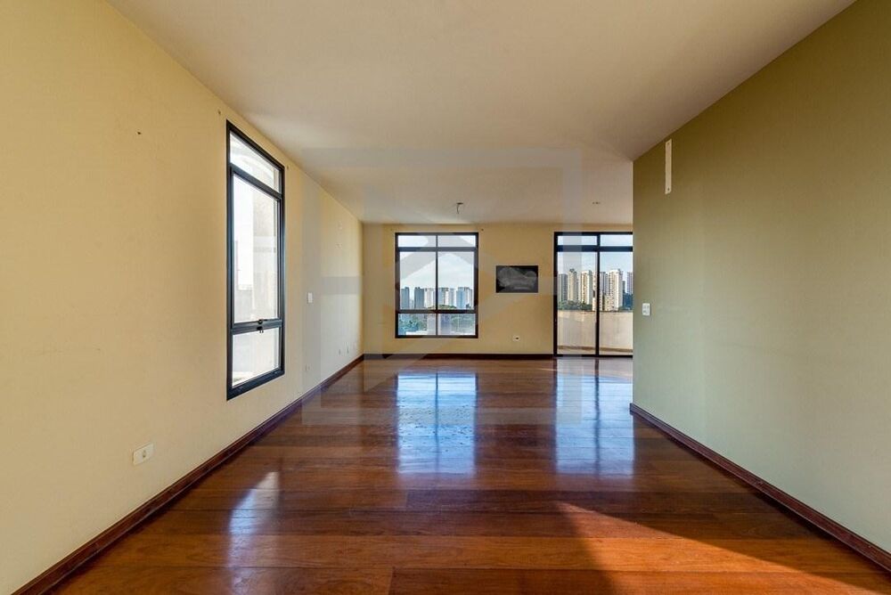 Apartamento, 3 quartos, 290 m² - Foto 1