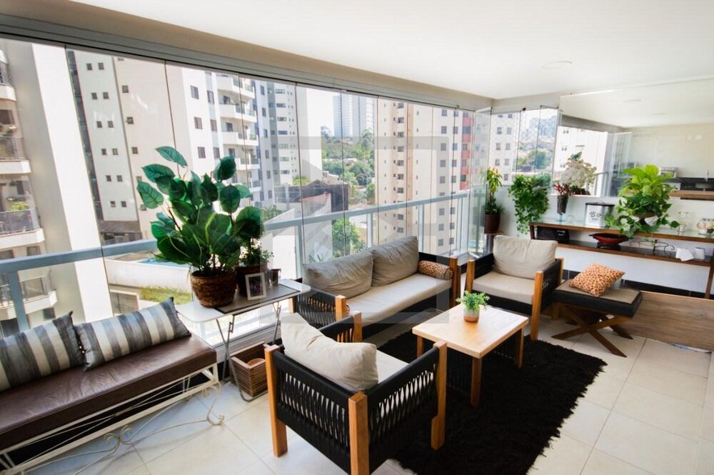 Apartamento, 3 quartos, 145 m² - Foto 1