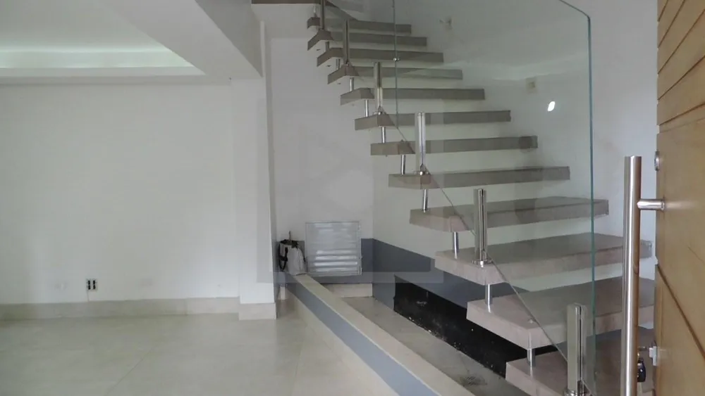 Casa, 4 quartos, 340 m² - Foto 1