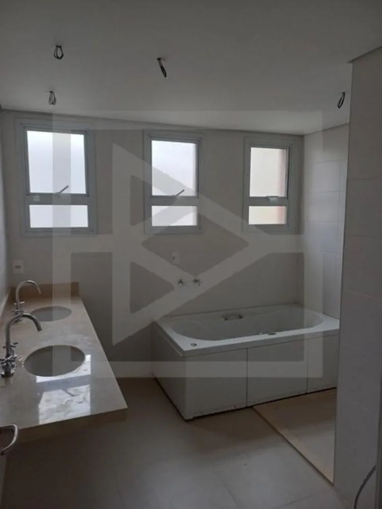 Apartamento, 3 quartos, 273 m² - Foto 1