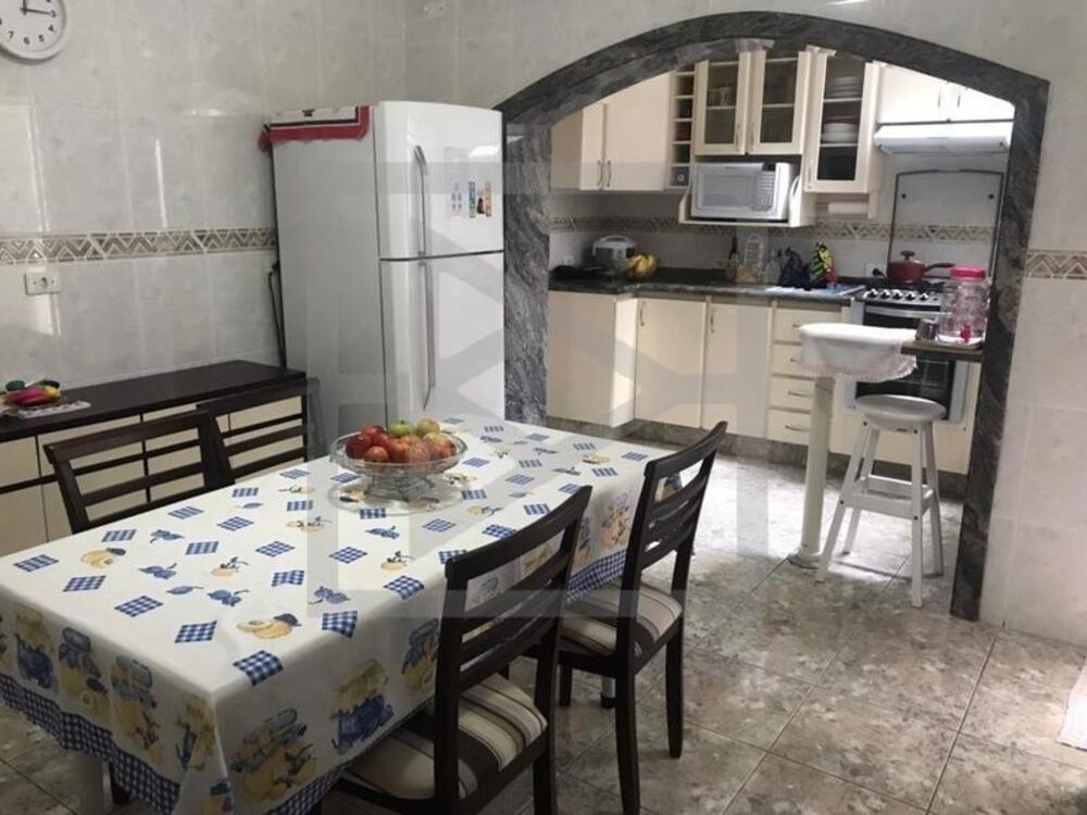 Casa, 3 quartos, 121 m² - Foto 2