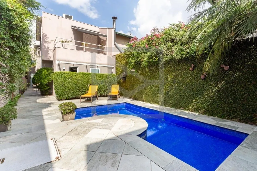 Casa, 3 quartos, 260 m² - Foto 1