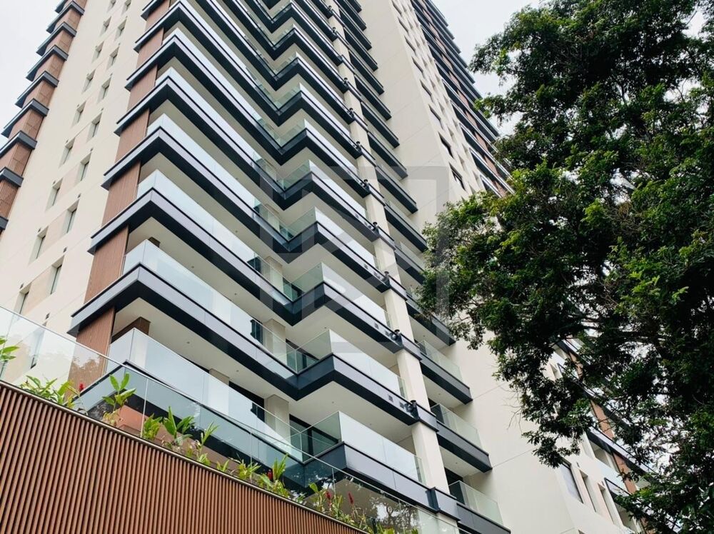 Apartamento, 3 quartos, 173 m² - Foto 1