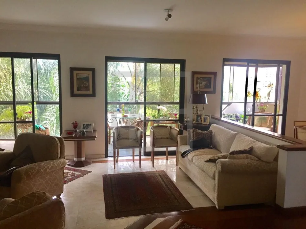 Apartamento, 3 quartos, 206 m² - Foto 1