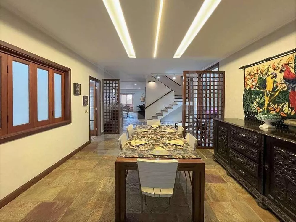 Casa, 3 quartos, 300 m² - Foto 2