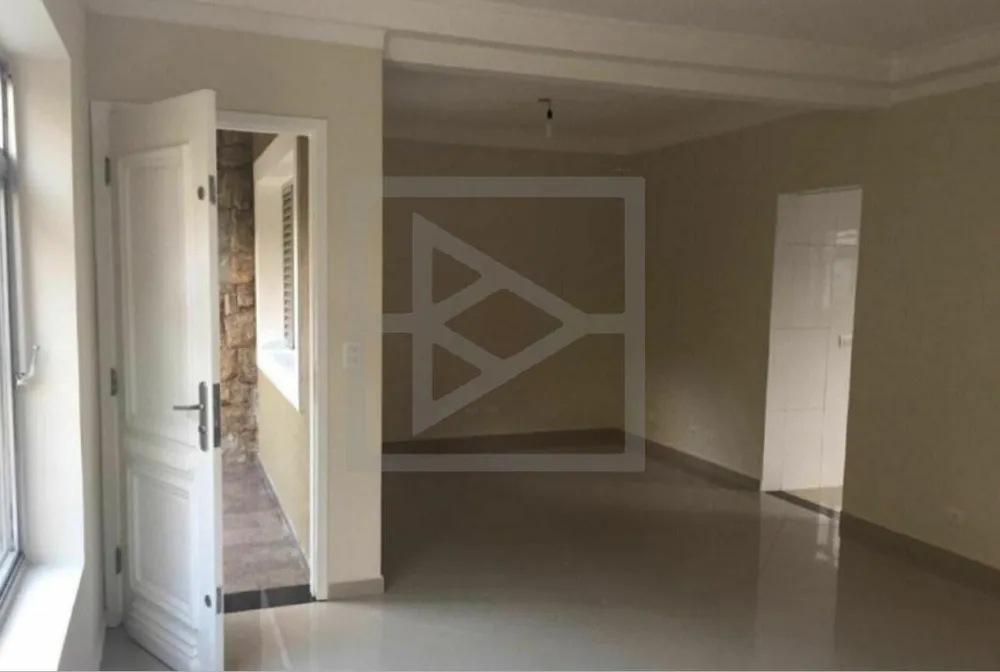 Casa, 3 quartos, 250 m² - Foto 2