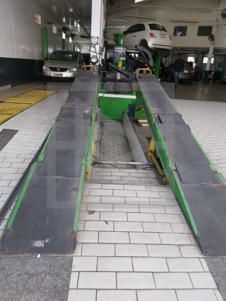 Depósito-Galpão, 595 m² - Foto 1