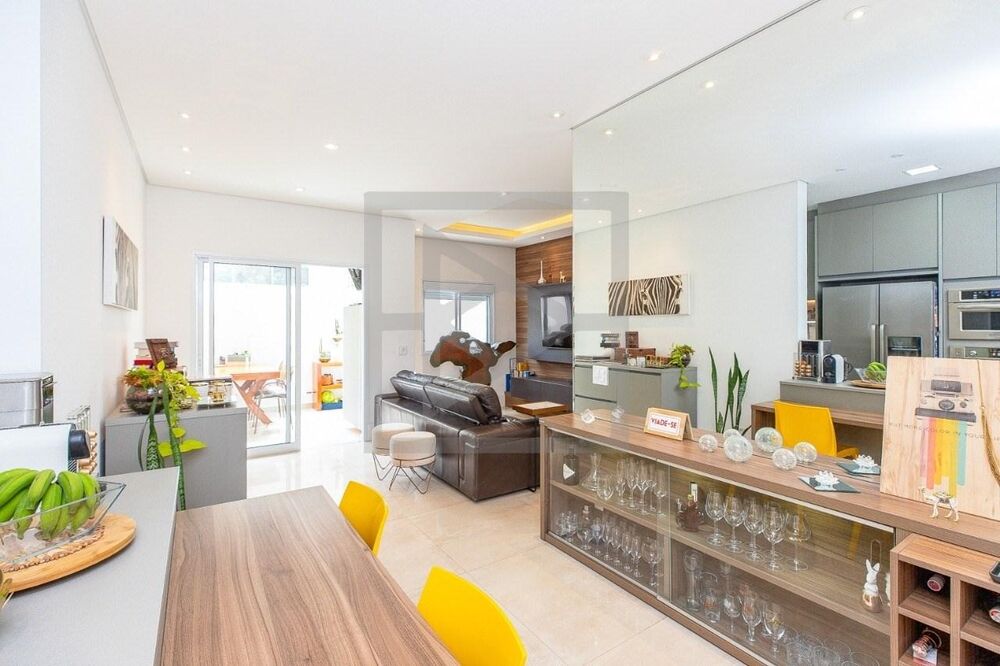 Apartamento, 3 quartos, 120 m² - Foto 1