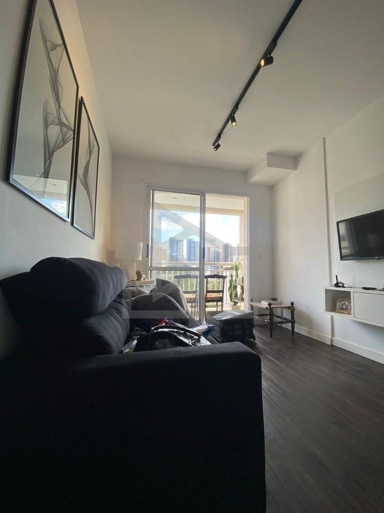 Apartamento à venda com 1 quarto, 61m² - Foto 1