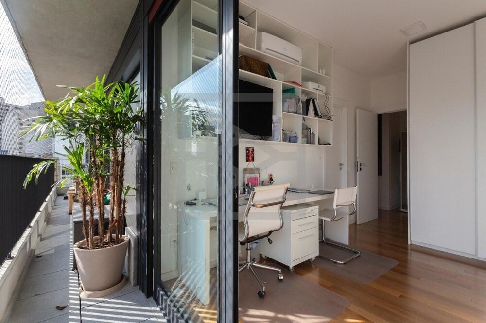 Apartamento à venda com 3 quartos, 150m² - Foto 10