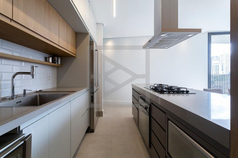 Apartamento à venda com 3 quartos, 150m² - Foto 17