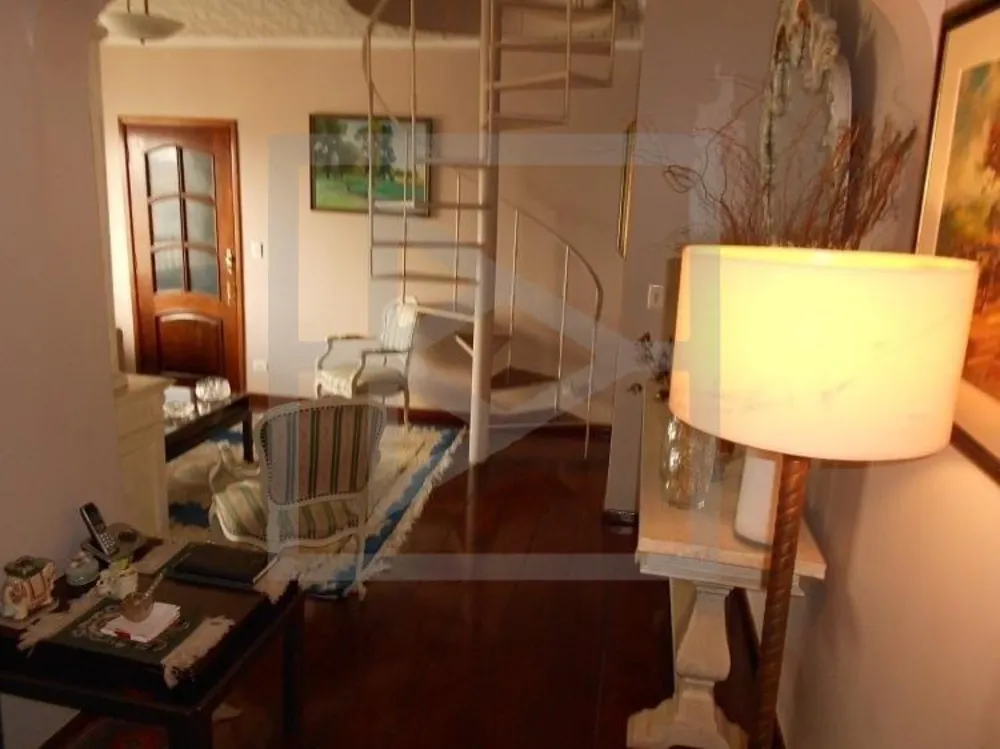 Apartamento, 3 quartos, 250 m² - Foto 1