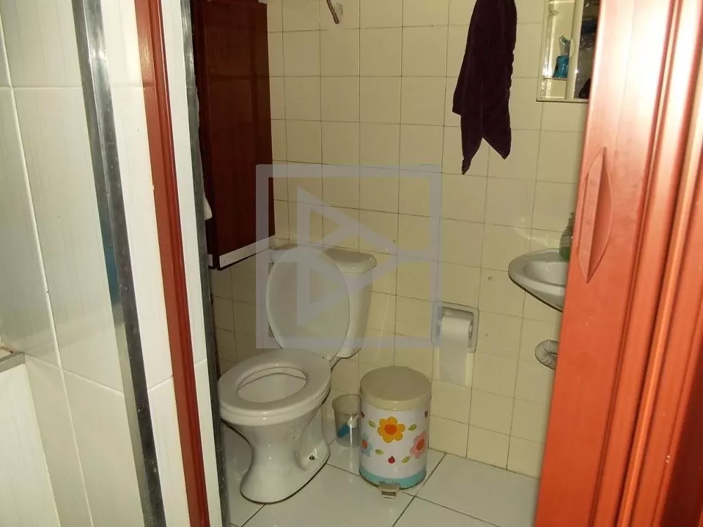 Casa, 4 quartos, 165 m² - Foto 2