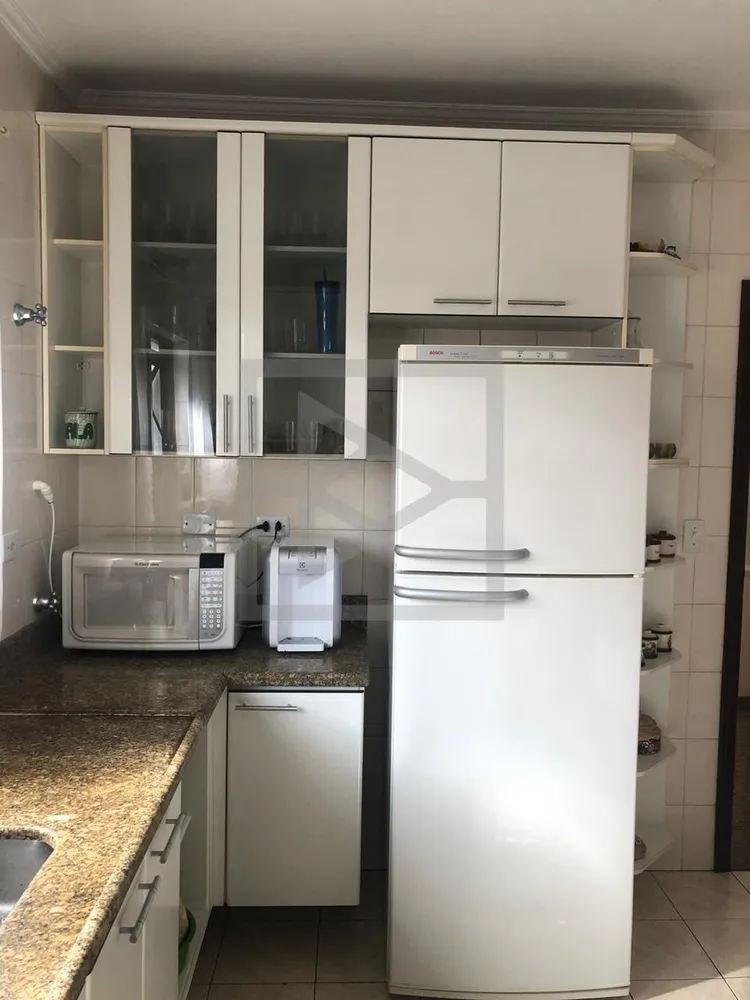 Casa, 3 quartos, 251 m² - Foto 2