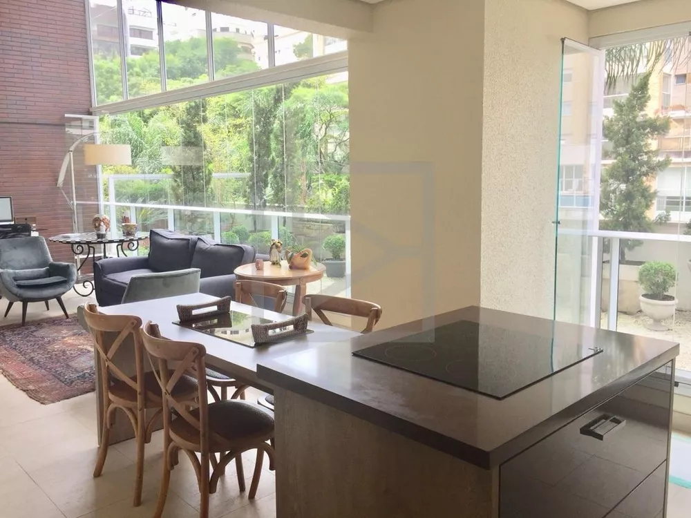 Apartamento, 3 quartos, 293 m² - Foto 1
