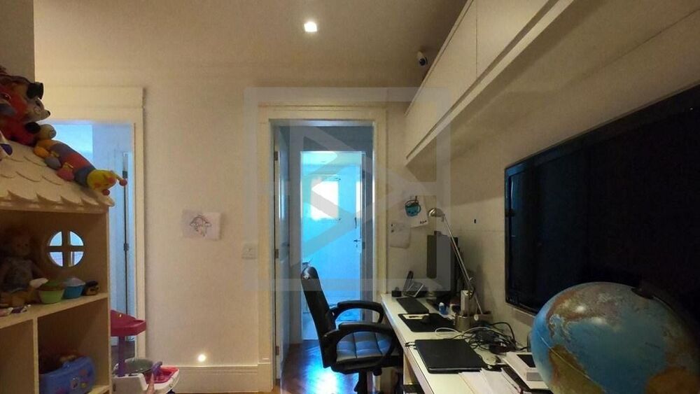 Apartamento, 3 quartos, 205 m² - Foto 1