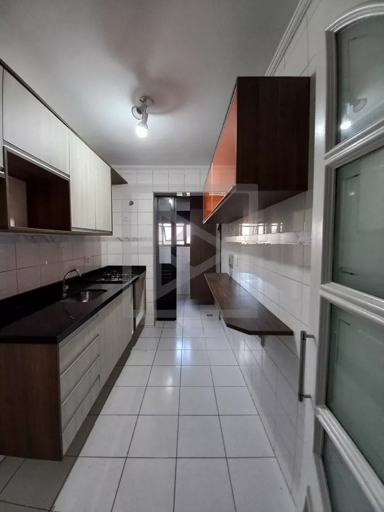 Apartamento à venda com 3 quartos, 72m² - Foto 6